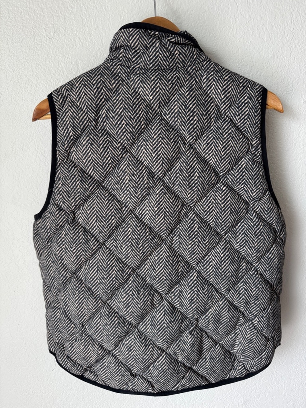 J. Crew Excursion‎ Vest - Picture 4 of 5